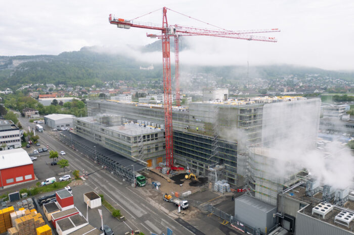 Drohnenaufnahme Industriegebäude